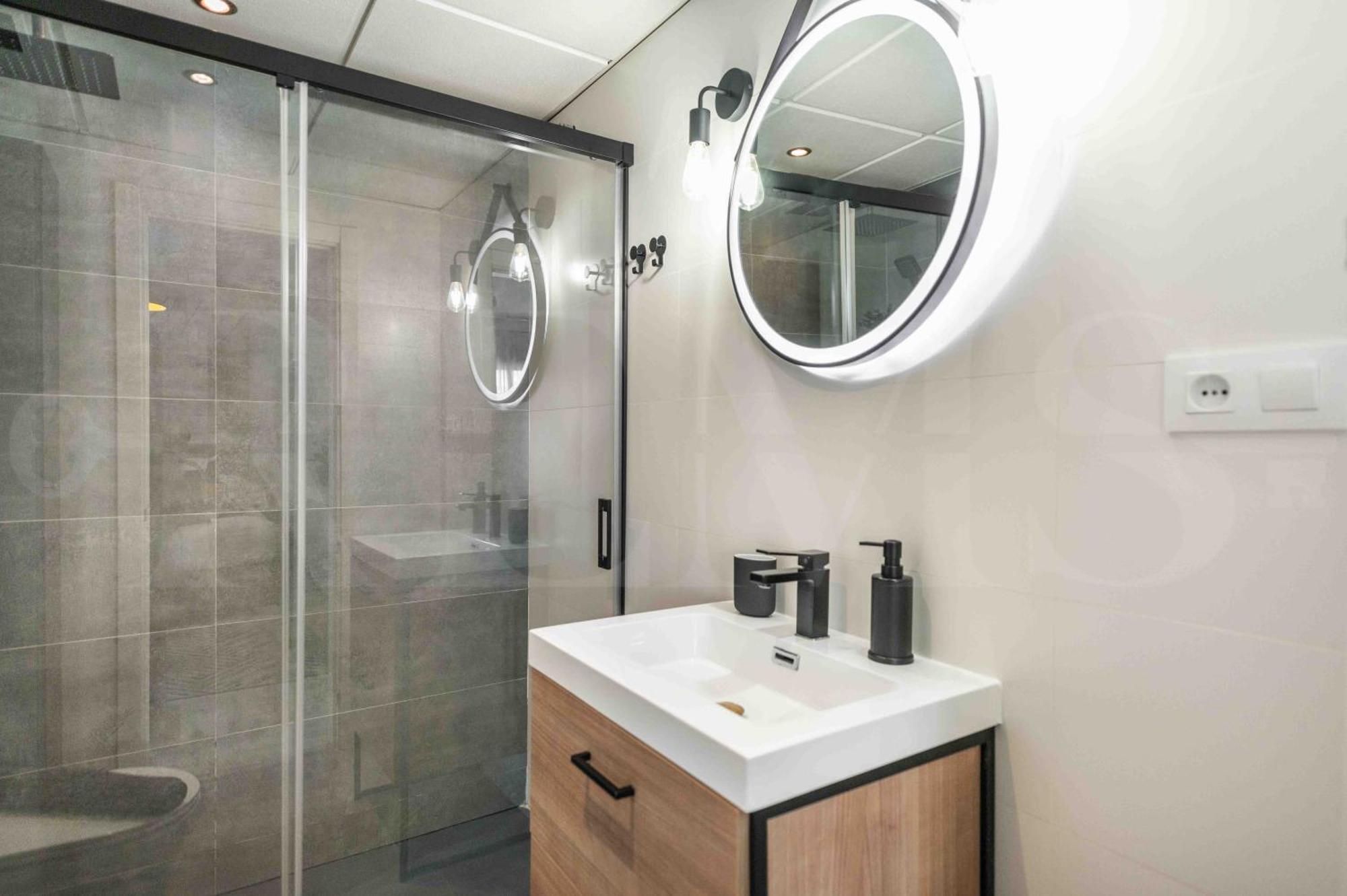 Modern With Private Rooftop Terrace By Rems Apartament *